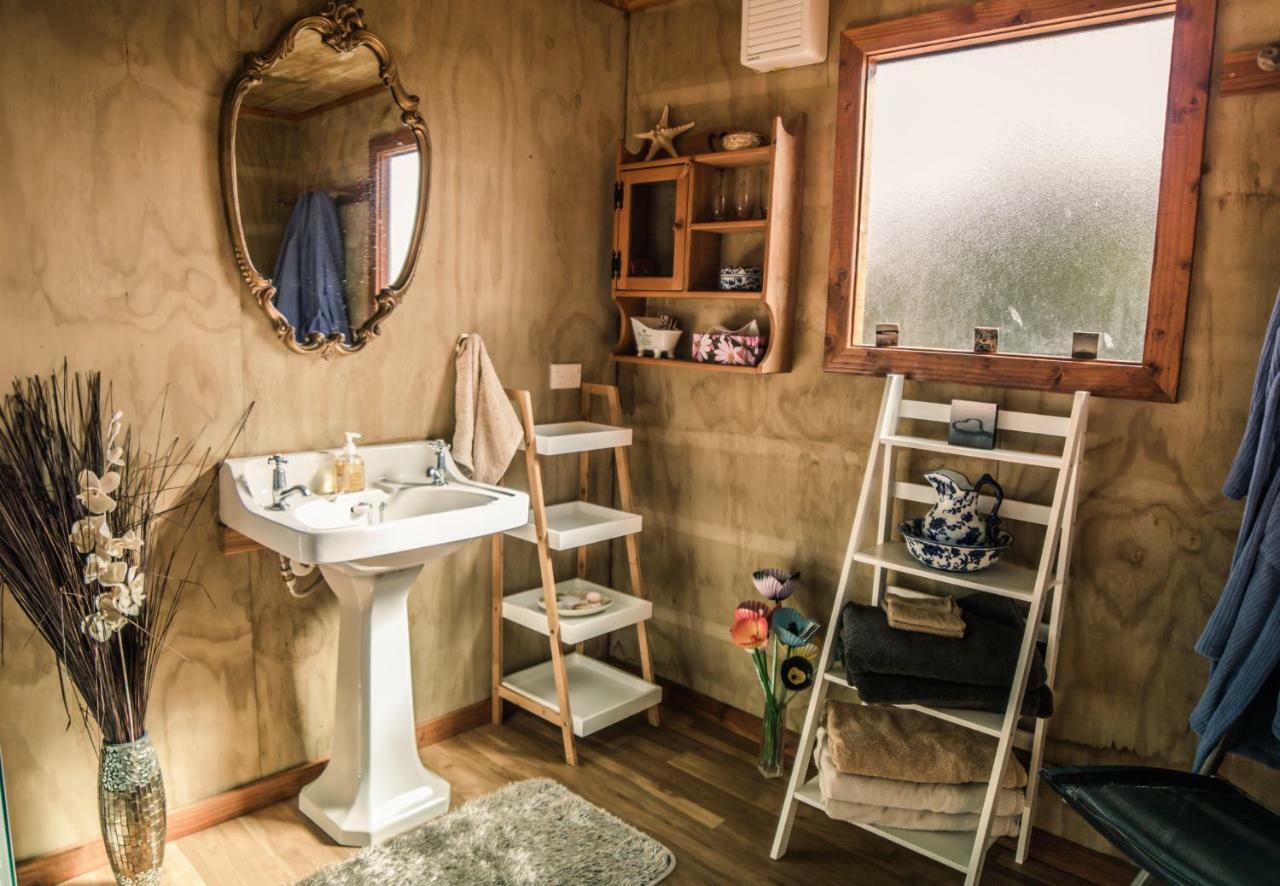 新普利茅斯 Country Retreat Glamping酒店 外观 照片